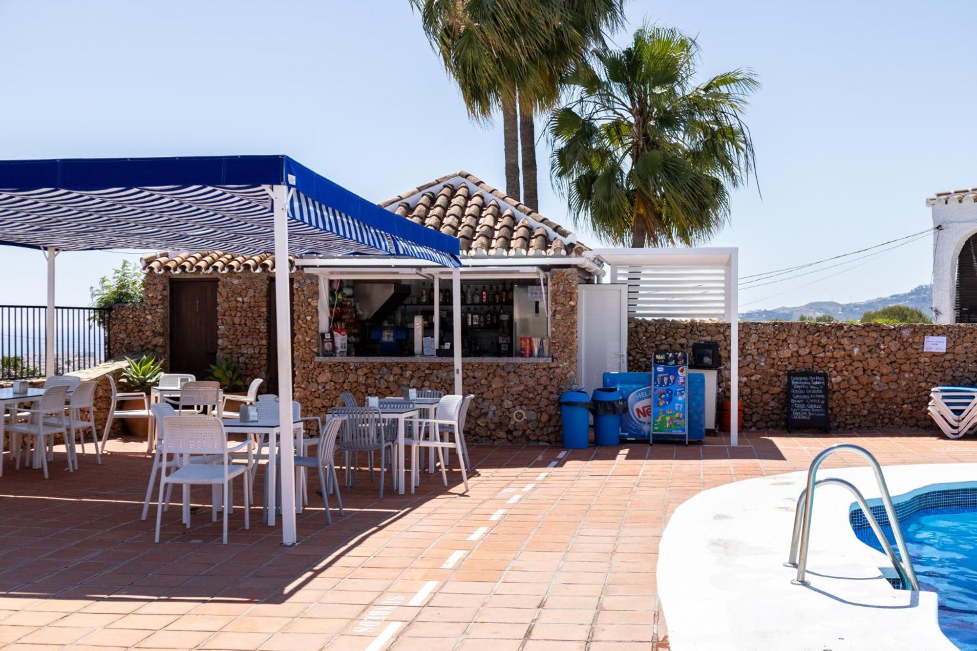 Capistrano Village B, 1 Bedroom + Free Wi-Fi Nerja Exterior foto